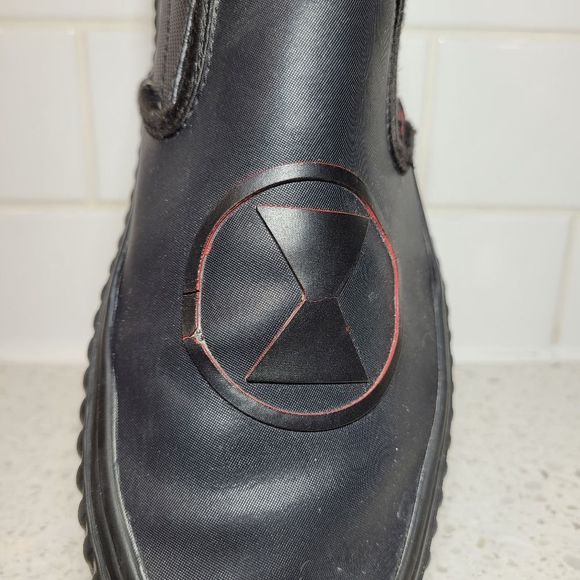 Vans X Marvel Slip-On Marvel Black Widow - Picture 9 of 14